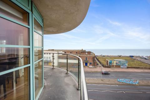 3 bedroom apartment for sale, Vallance Gardens, Hove BN3