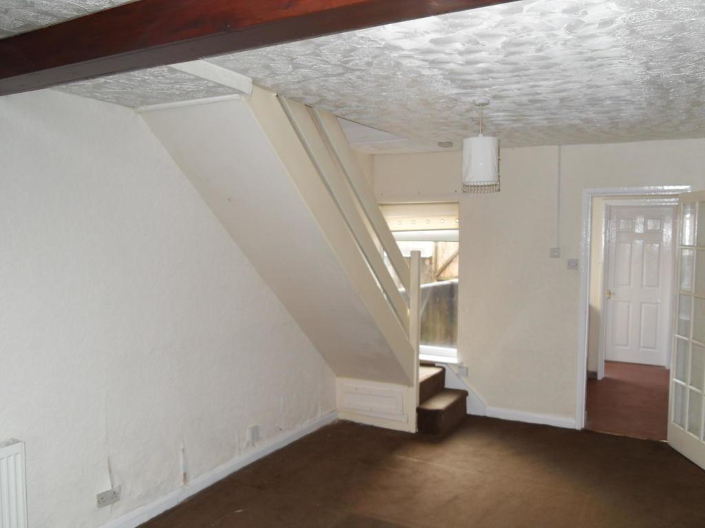 54936 cinton21 img 05 0000