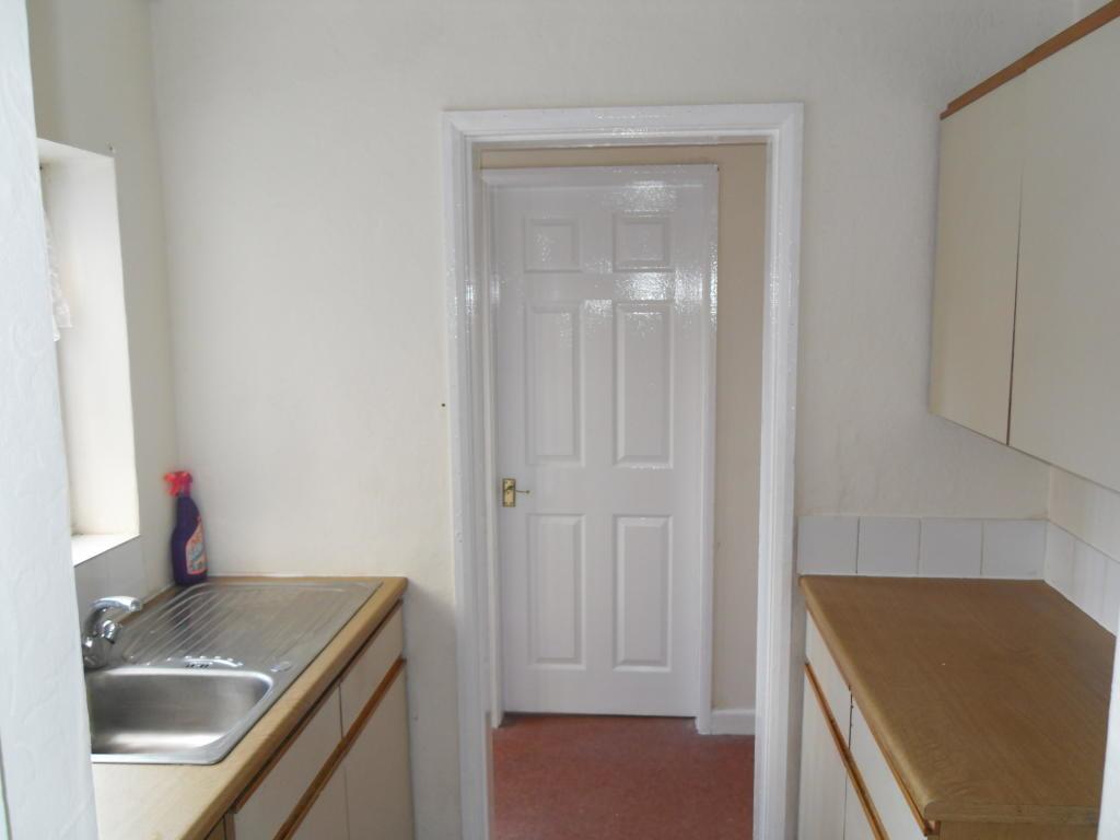 54936 cinton21 img 03 0000