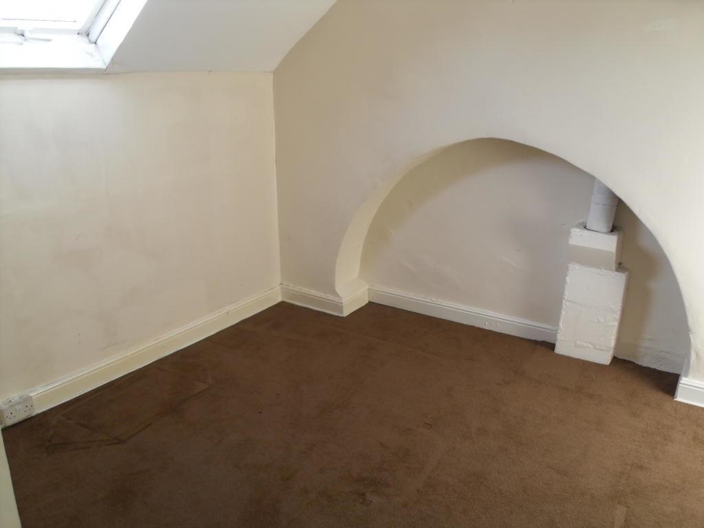 54936 cinton21 img 08 0000