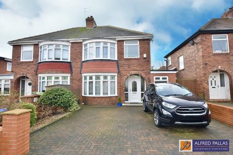 4 bedroom semi-detached house for sale, Mayswood Road, Fulwell