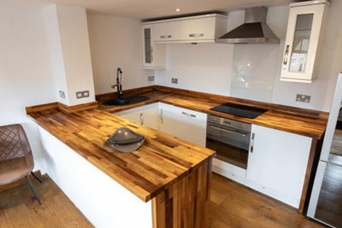 1 bedroom apartment to rent, 40 Flax House