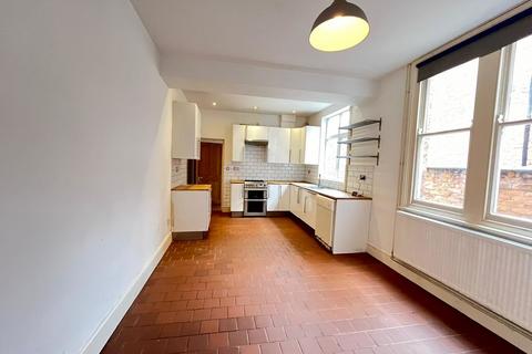 3 bedroom terraced house to rent, Stretton Road, Leicester