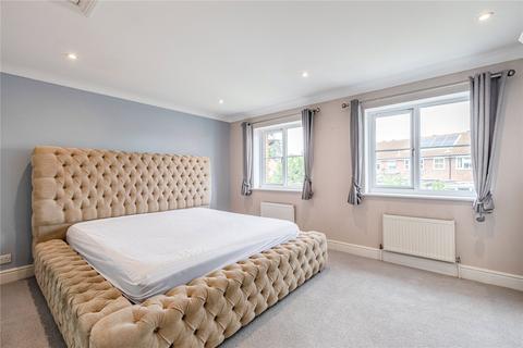 2 bedroom house for sale, Church Mews, Addlestone KT15