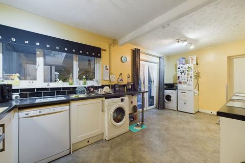 3 bedroom end of terrace house for sale, Mellent Avenue, Bristol BS13