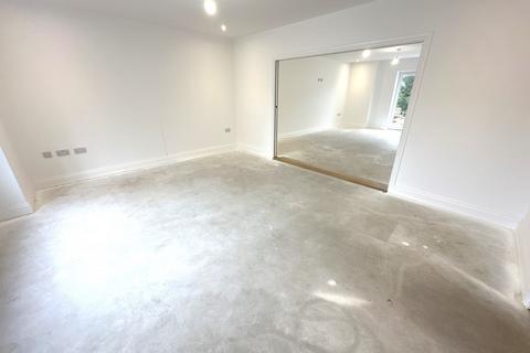 undefined, Burton Road, Midway, Swadlincote, DE11