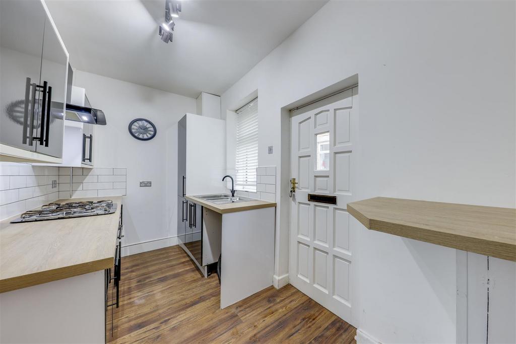 Kitchen Alt