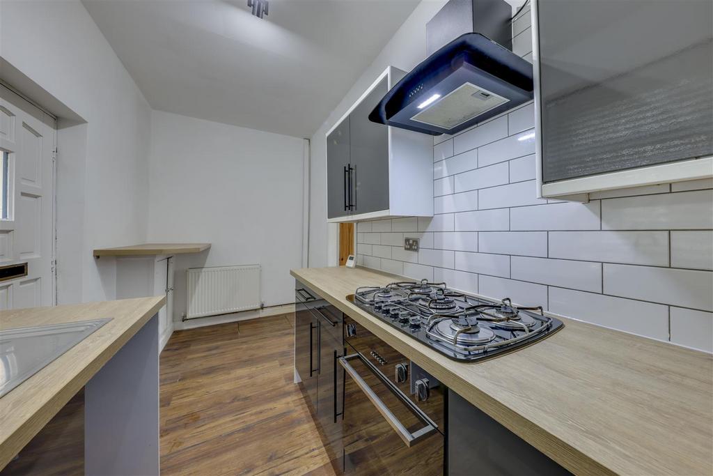 Kitchen Alt 2