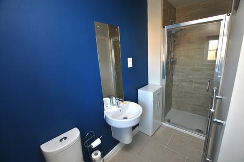 2 Bakers Lock, Hadley, Telford, TF1 5TE