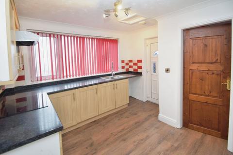 3 bedroom semi-detached house for sale, Oakbank Avenue, Keighley BD22