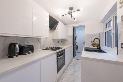 2 bedroom terraced house for sale, Sunnyside Road, Chesham, HP5