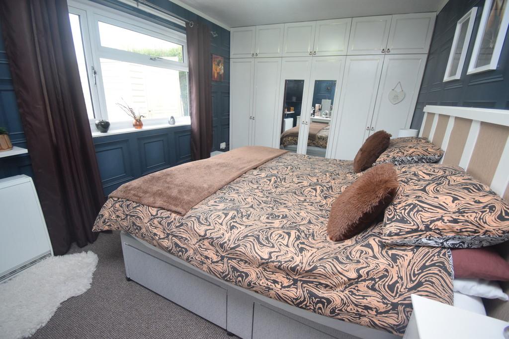 Bed 1
