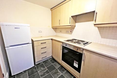 2 bedroom ground floor flat for sale, Thorneycroft Drive, Warrington