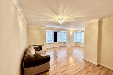 1 bedroom flat to rent, Florey Lodge, London W9