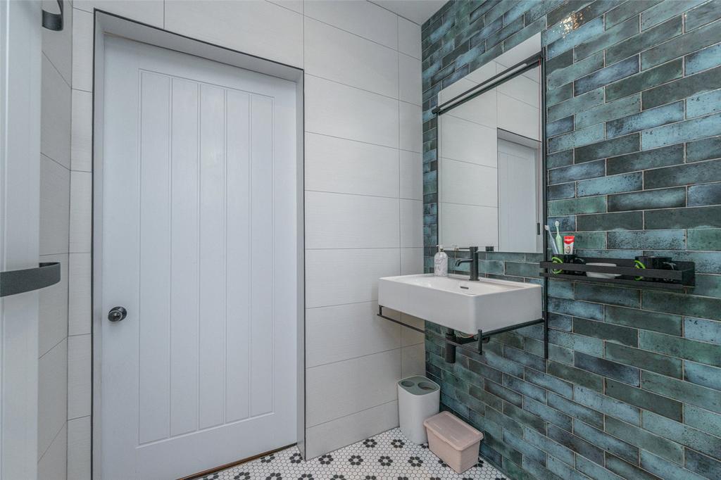 Shower Room Alt