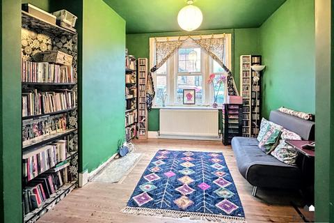 2 bedroom terraced house for sale, Green Street, Eastbourne BN21