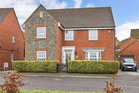 5 bedroom detached house for sale, Clanfield, Hampshire