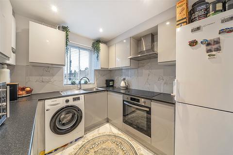 3 bedroom terraced house for sale, Queens Road, Croydon CR0