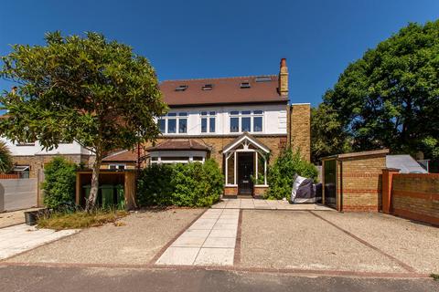 Flat 3, 19 Howard Road, London, SE20 8HQ