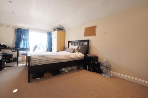 2 bedroom apartment to rent, Aldershot Road, Guildford, Surrey, GU2