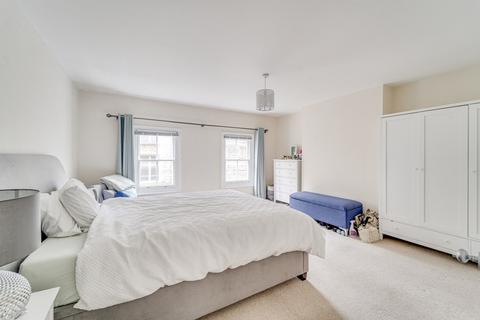 134a Crouch Hill, London, N8 9DX