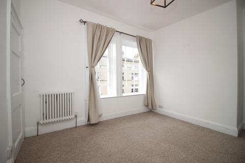 2 bedroom apartment to rent, Bathwick Street, Bath