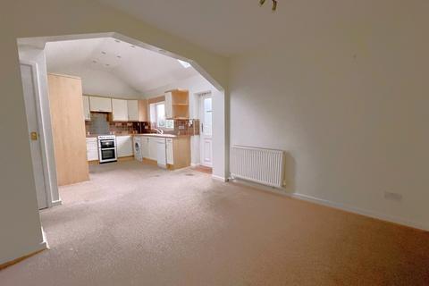 3 bedroom detached bungalow for sale, Lancaster Crescent, Doncaster DN11