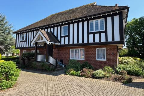 10 Middle Green, Brockham, Betchworth, RH3 7JL