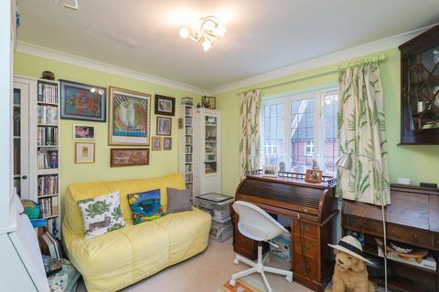 10 Middle Green, Brockham, Betchworth, RH3 7JL