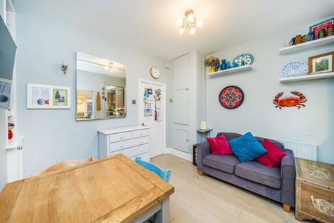 24 Northcroft Road, London, W13 9SX