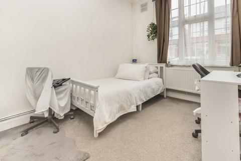 2 bedroom flat to rent, Bonner Hill Road, Kingston Upon Thames KT1