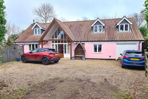 4 bedroom detached house for sale, Paston Road, Knapton