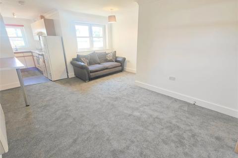 1 bedroom flat to rent, Manor Road, Kent ME4