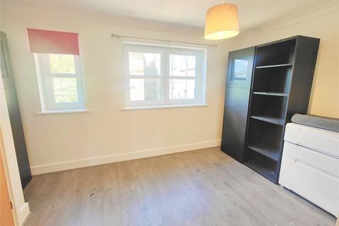 1 bedroom flat to rent, Manor Road, Kent ME4