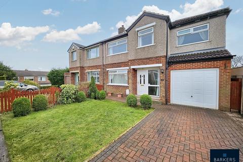 4 bedroom semi-detached house for sale, Trinity Walk, Low Moor