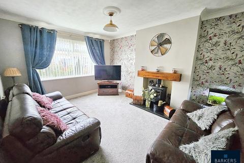 4 bedroom semi-detached house for sale, Trinity Walk, Low Moor