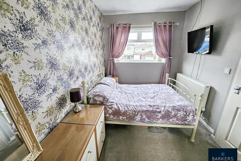 6 Trinity Walk, Low Moor, Bradford, BD12 0NL