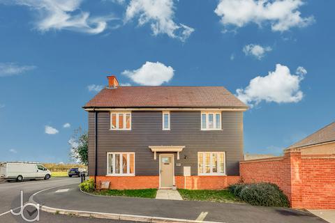 3 bedroom detached house for sale, Cedar Way, Feering