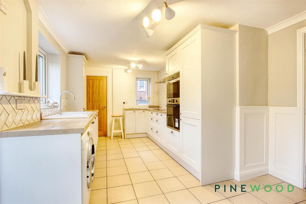 Kitchen diner
