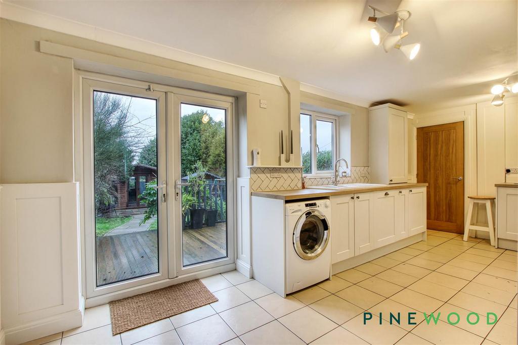 Kitchen diner