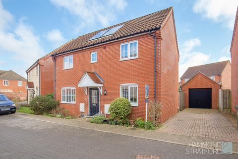 3 bedroom detached house for sale, Harvey Close, Wymondham