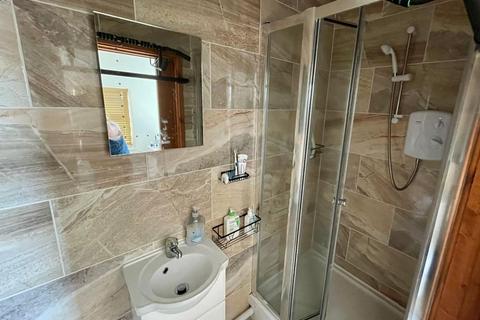 undefined, Walter Road, Swansea, SA1