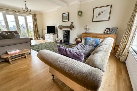 41 Brookfield, Highworth, Swindon, SN6 7HY