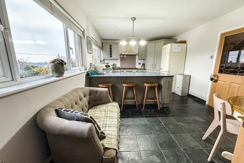 41 Brookfield, Highworth, Swindon, SN6 7HY