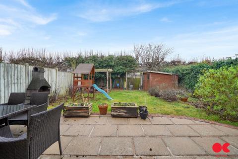 42c Tomlyns Close, Hutton, Brentwood, CM13 1PU