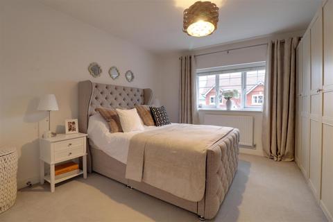 39 Englesea Way, Alsager, Stoke-on-trent, ST7 2ZA