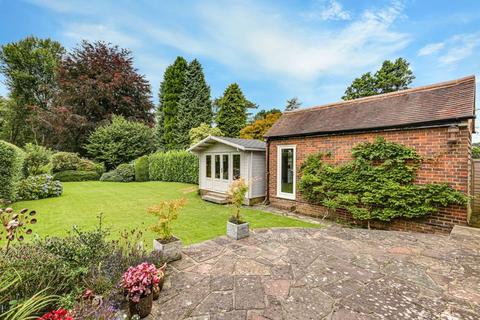 3 bedroom property for sale, Viewlands Avenue, Westerham