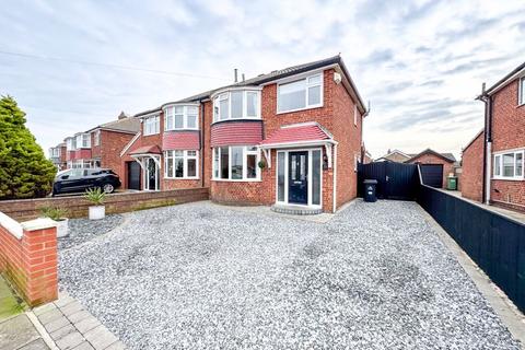 3 bedroom semi-detached house for sale, MIDDLETHORPE ROAD, CLEETHORPES