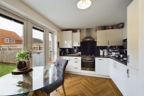 56 Petfield Drive, Anlaby, Hull, HU10 7ET