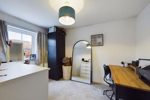 56 Petfield Drive, Anlaby, Hull, HU10 7ET